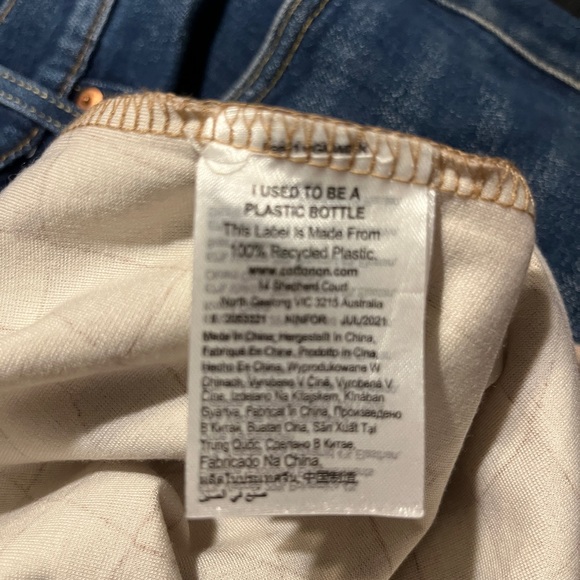 Stretchy pants - Picture 9 of 9